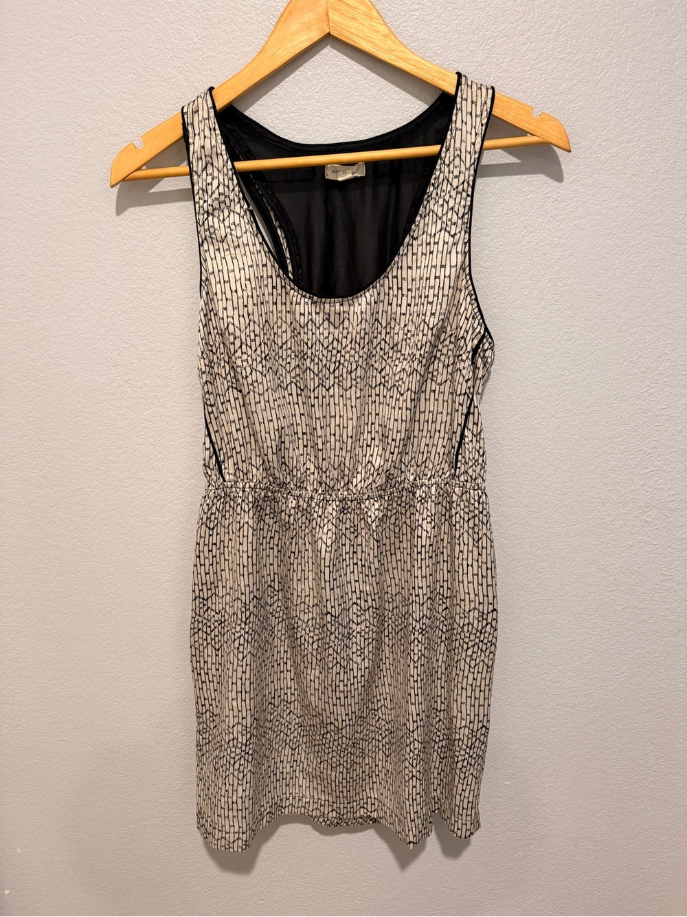 Silence & Noise size M Black and White Patterned Sleeveless Dress